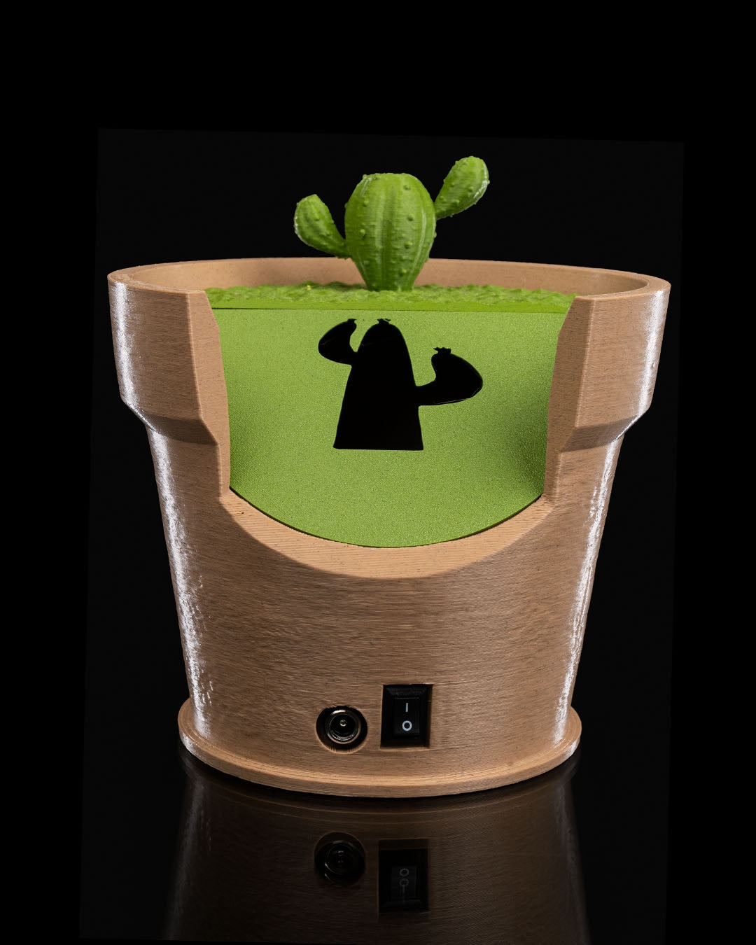 Cactus wall light