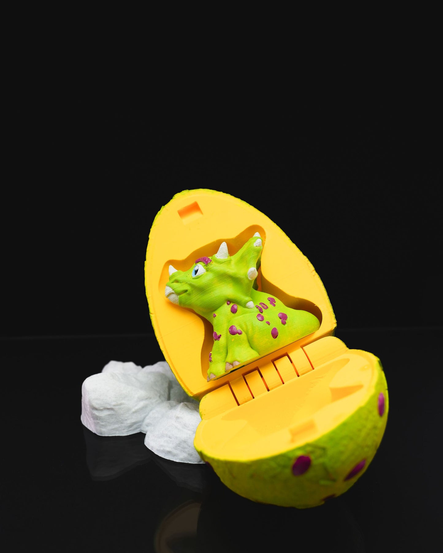 Dino_Egg_Triceratops